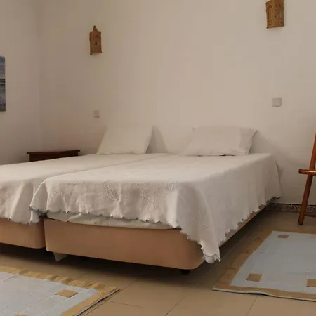 Nora - Great 4 Bedroom With Private Pool In Sesmarias Area Of * Albufeira