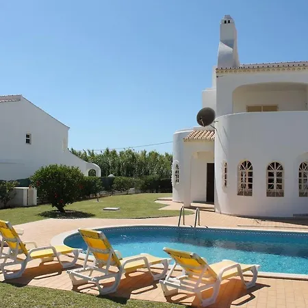 Nora - Great 4 Bedroom With Private Pool In Sesmarias Area Of וילה *